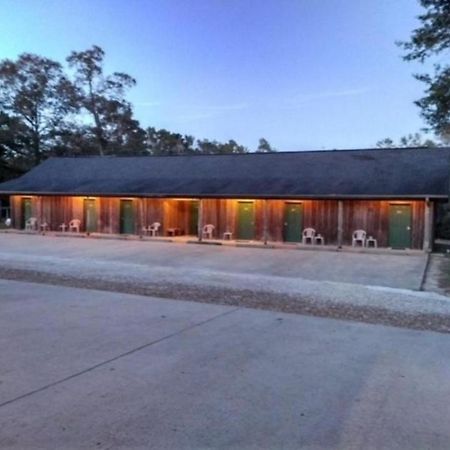 Whispering Creek Lodging & Rv Resort Newton Eksteriør billede