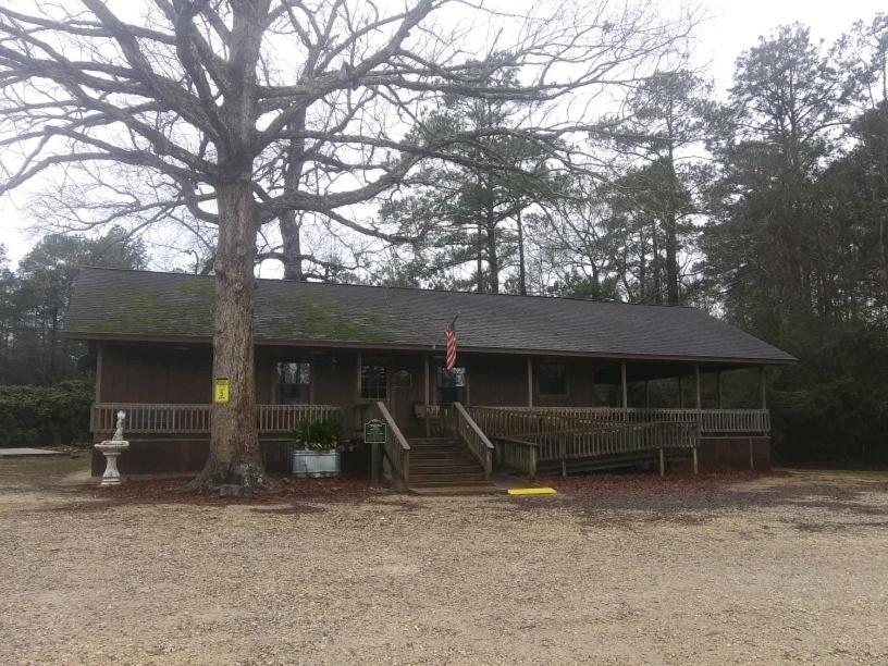 Whispering Creek Lodging & Rv Resort Newton Eksteriør billede