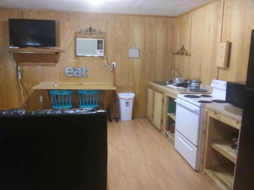 Whispering Creek Lodging & Rv Resort Newton Eksteriør billede